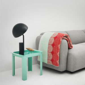 505044_Cap_TableLamp_MidnightBlue_7.ashx