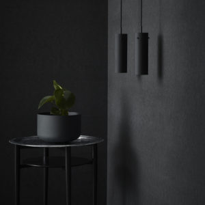 FM2014_PENDANT_8CM_BLACK_LIFESTYLE_REWIRED_01