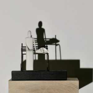 Sculpture L'homme au bouquet