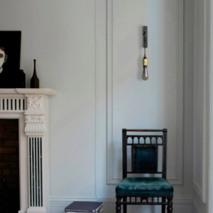 Applique Hooked wall nude / graphite base mise en situation